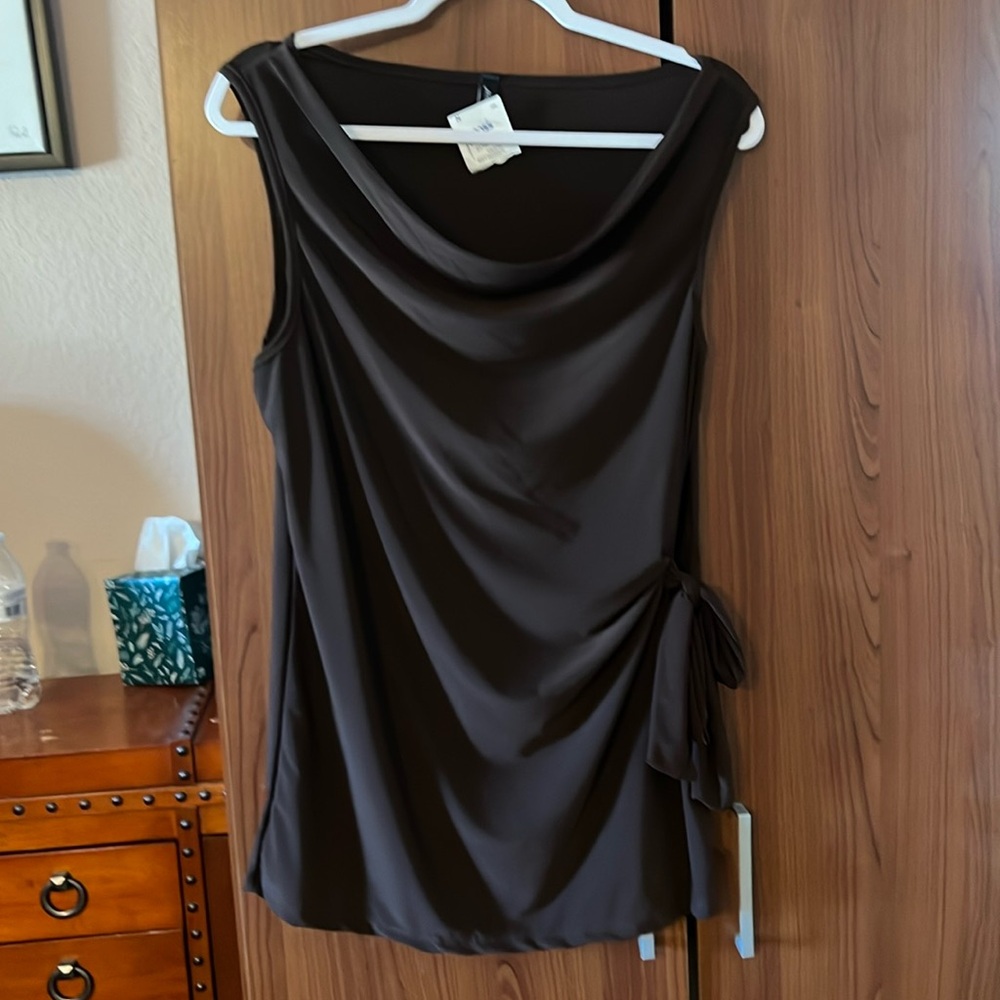 No sleeve top